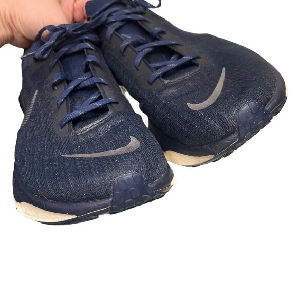 Welcome to my closet! - Picture 7 of 10